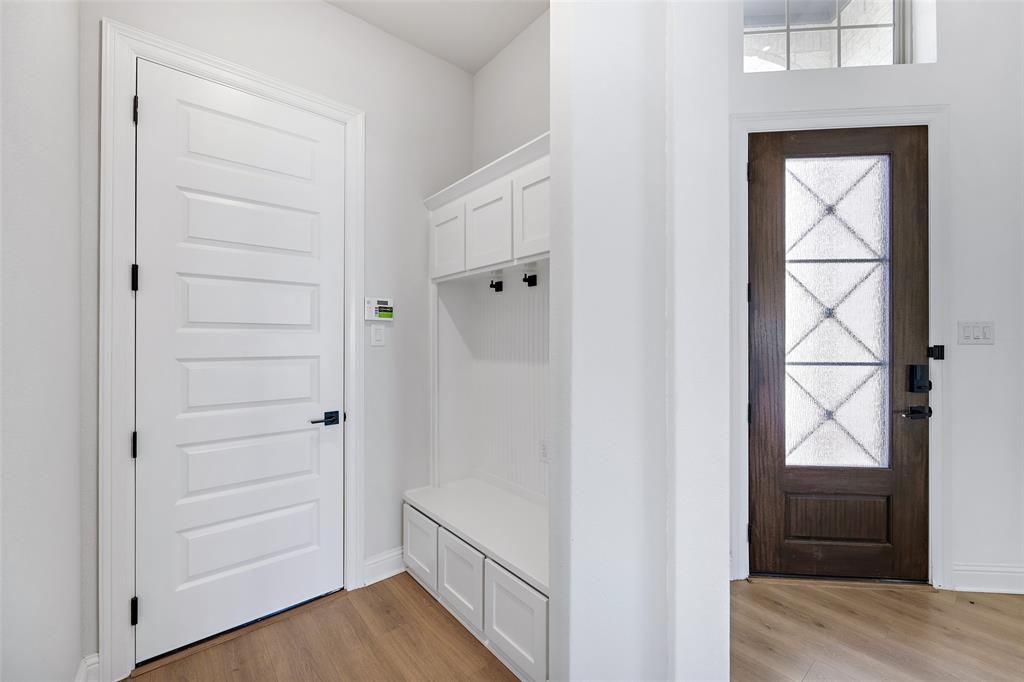 550 Melody Meadow Drive Property Photo 6
