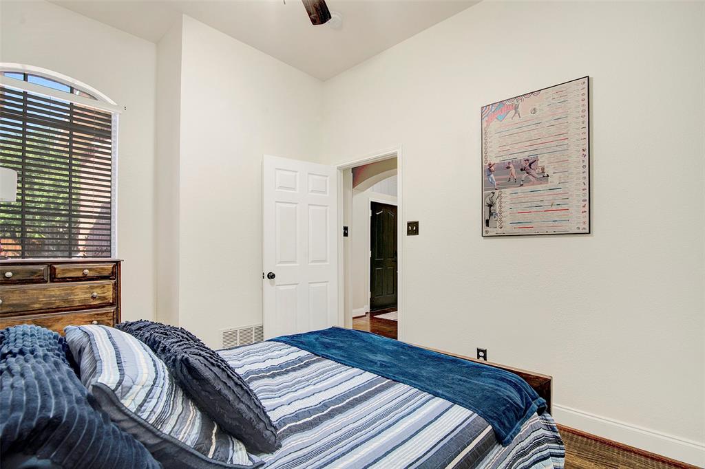 8617 Falcon Crest Drive Property Photo 21