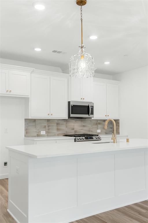 880 Dulaney Court Property Photo 17