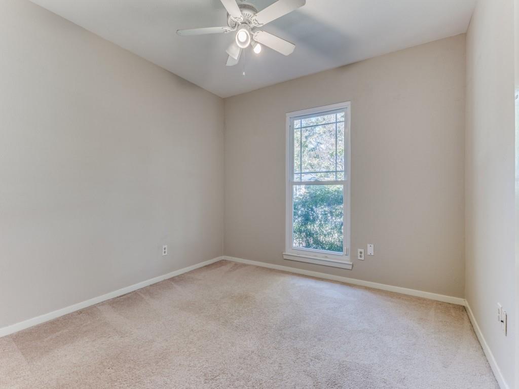 540 White Oak Street Property Photo 19