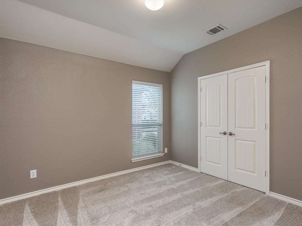 1702 Burberry Drive Property Photo 21