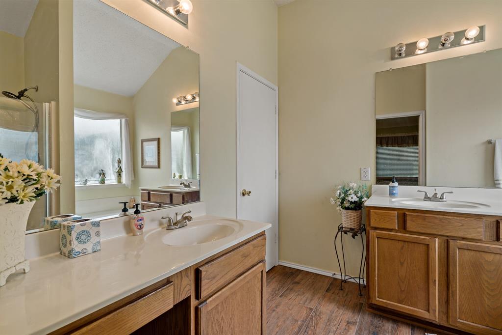 1902 Crystal Court Property Photo 23