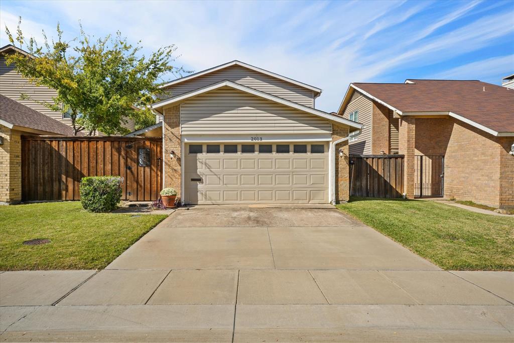 2013 Via Bravo Property Photo 1