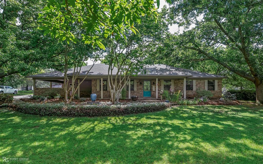 301 S Elm Street Property Photo