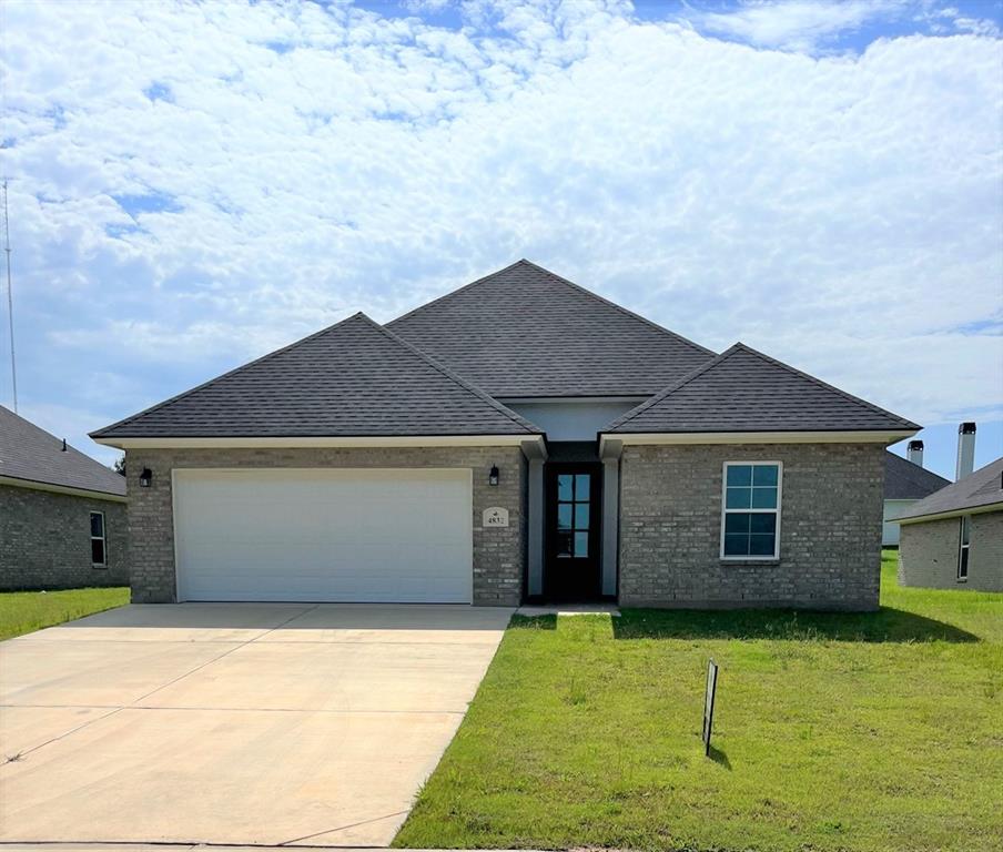 4832 Bogey Lane Property Photo