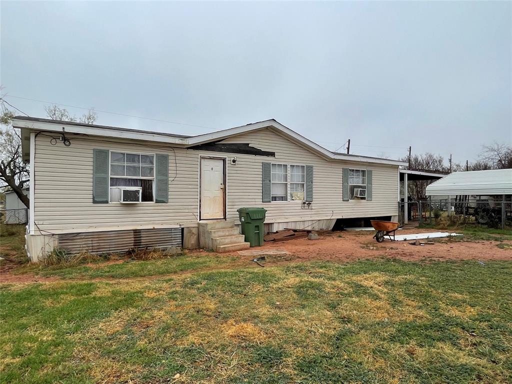 112 Seminole Street Property Photo 1