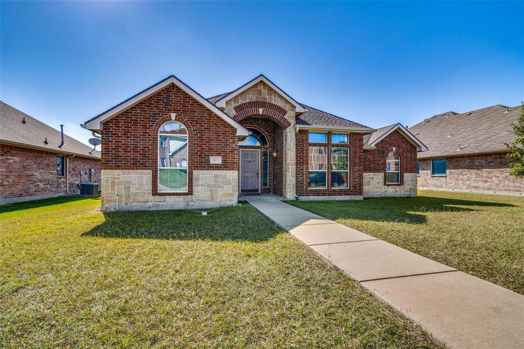 619 Pendleton Drive Property Photo 1