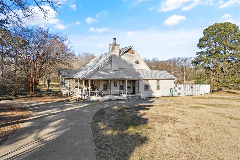 1003 County Road Se 4315 Property Photo 1