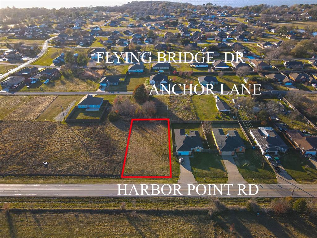 905 Harbor Point Road Property Photo