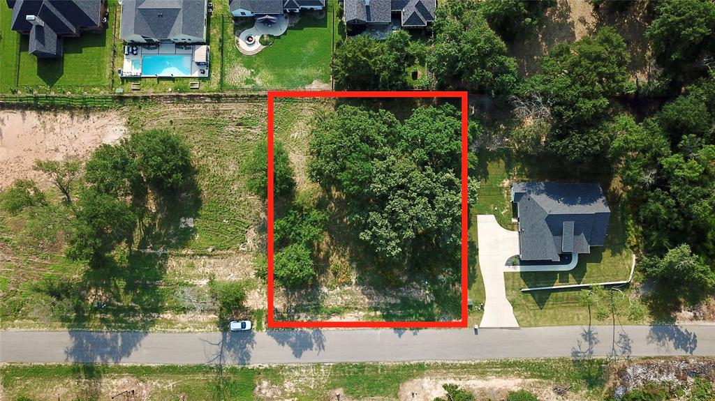 711 Clubview Drive Property Photo 23