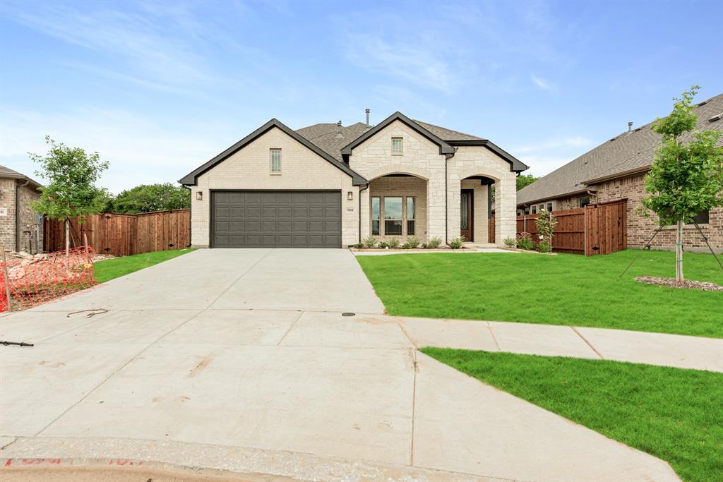 9101 Desert Flora Drive Property Photo 1