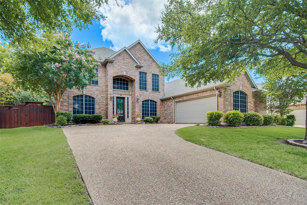 2717 Lakesedge Drive Property Photo 1