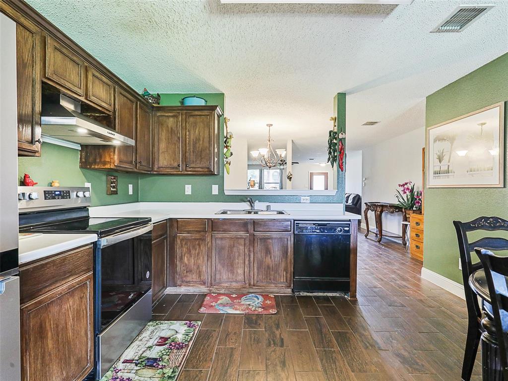 1117 Annie Oakley Property Photo 8