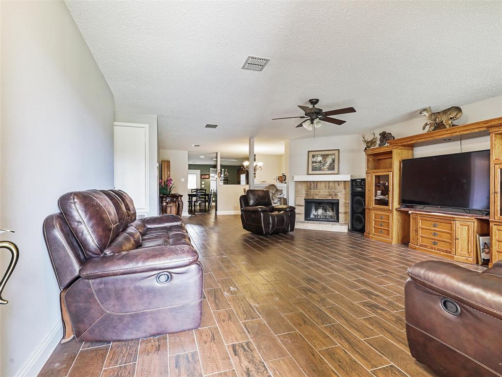 1117 Annie Oakley Property Photo 17