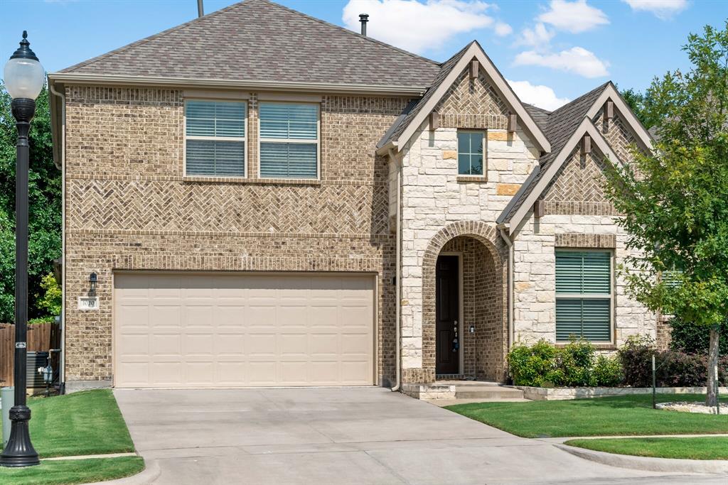 1020 Mufasa Lane Property Photo 1