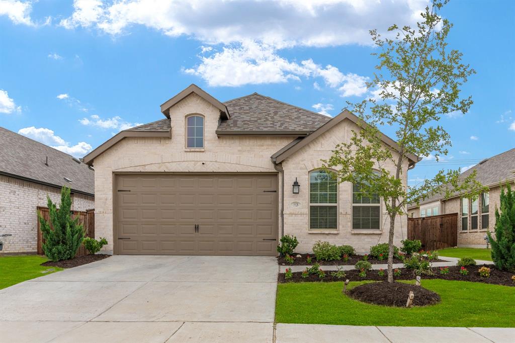 3528 Dusty Miller Road Property Photo 1