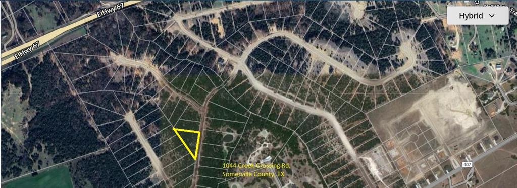 1044 Creek Crossing Road Property Photo 2