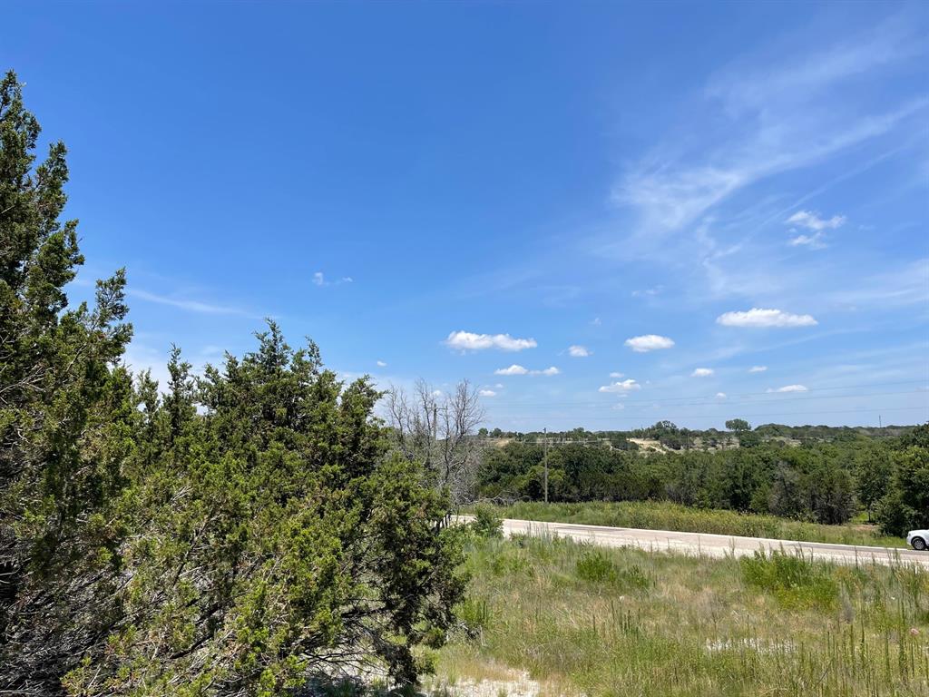 1044 Creek Crossing Road Property Photo 5
