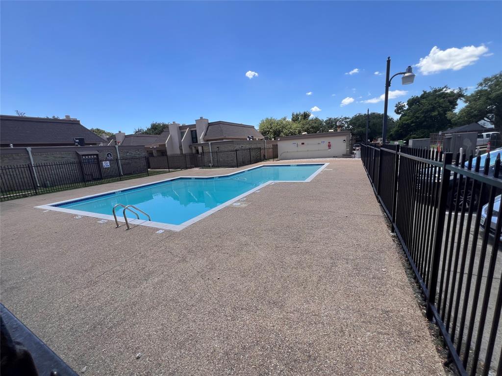 3121 Park Lane Property Photo 12