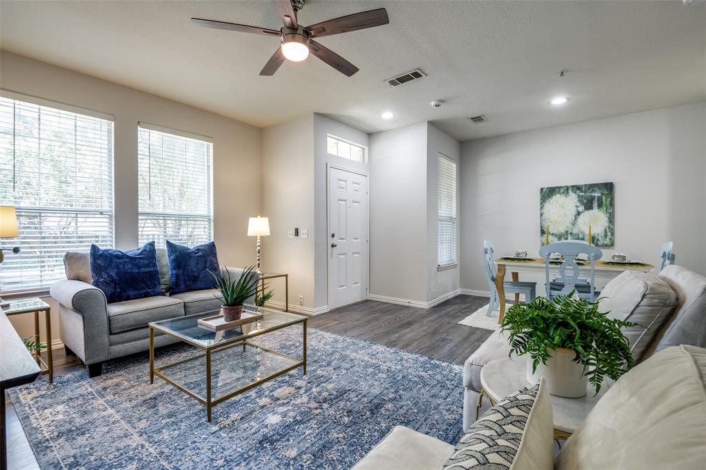 2305 Stonepark Place Property Photo 1