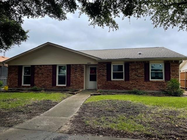 2718 Branch Oaks Drive Property Photo 1
