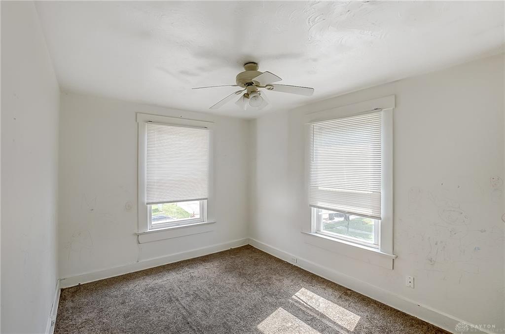 27 Glenwood Avenue Property Photo 21