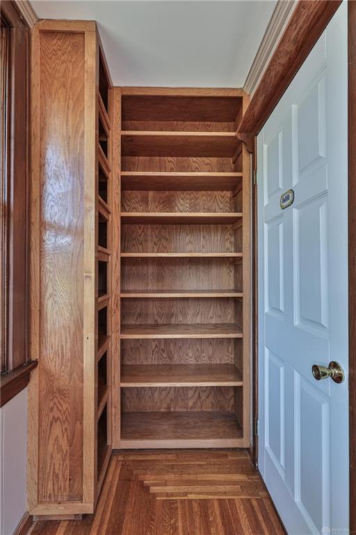 8773 Kenwood Road Property Photo 19