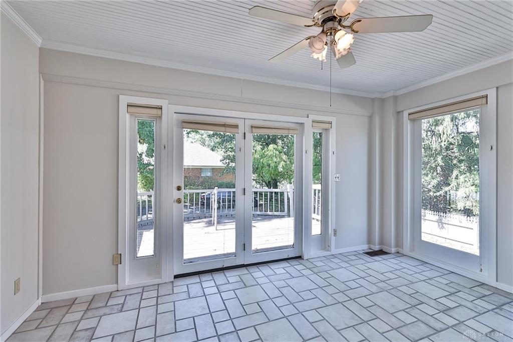 8773 Kenwood Road Property Photo 25