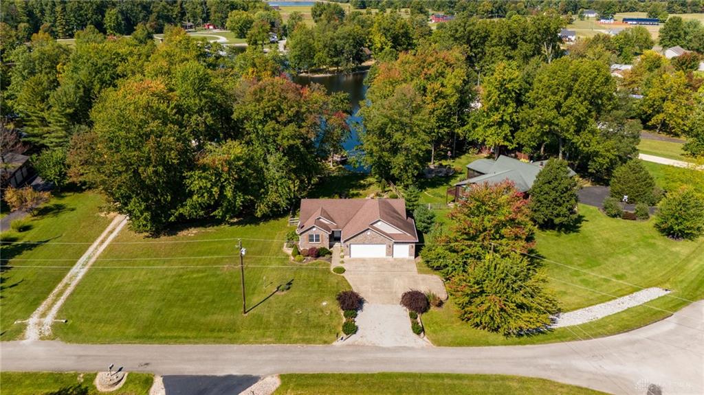2 Creek Cove Property Photo
