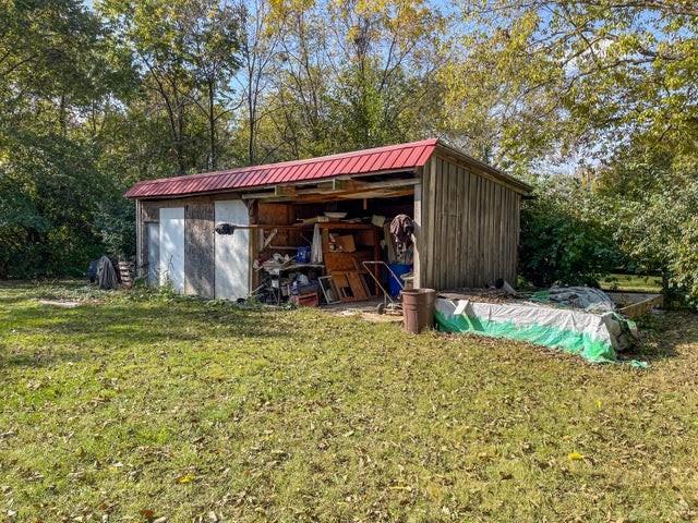 1073 S Main Street Property Photo 3