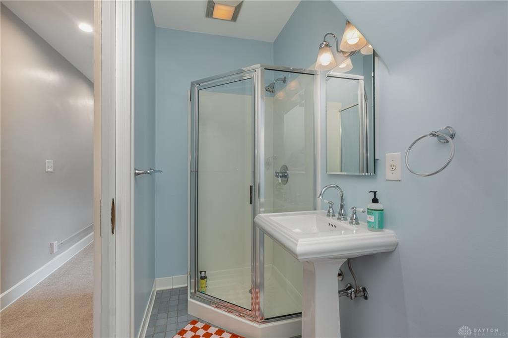 3441 Stettinius Avenue Property Photo 28