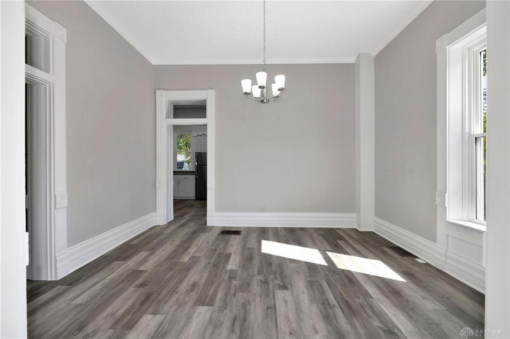 312 S Barron Street Property Photo 18