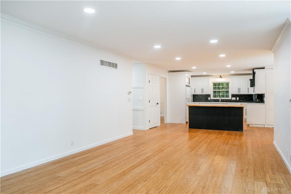 9698 Ash Court Property Photo 31