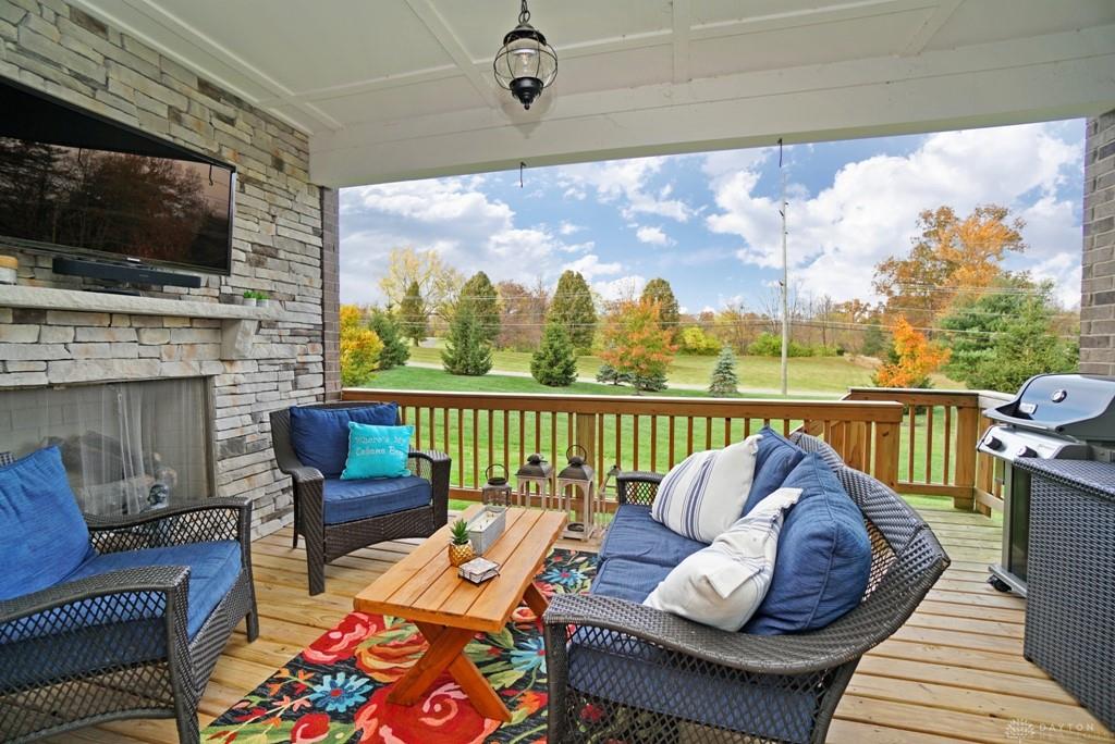 2684 Heirloom Court Property Photo 38