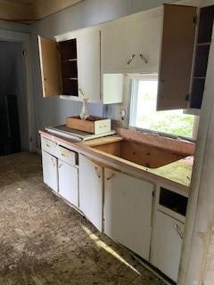 200 N Orchard Avenue Property Photo 6