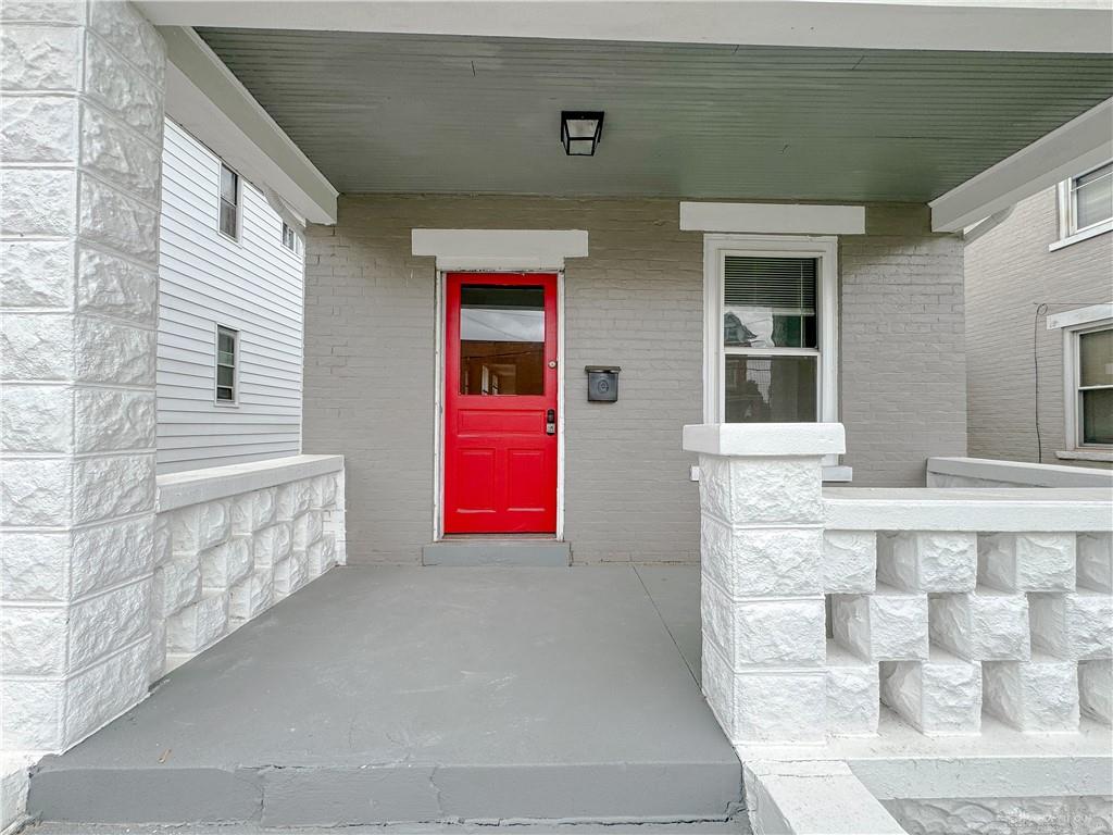 2203 Lawn Avenue Property Photo 2