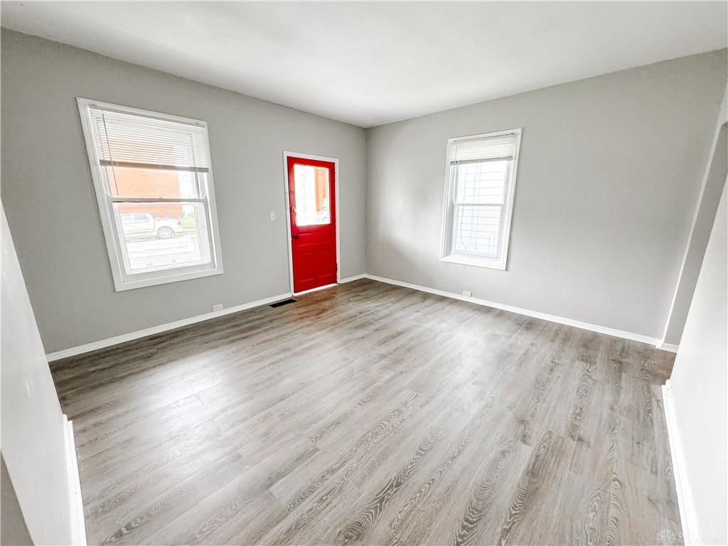 2203 Lawn Avenue Property Photo 3