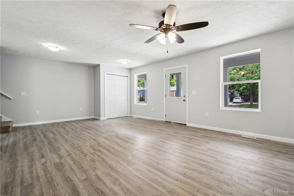 2025 Culver Avenue Property Photo 6