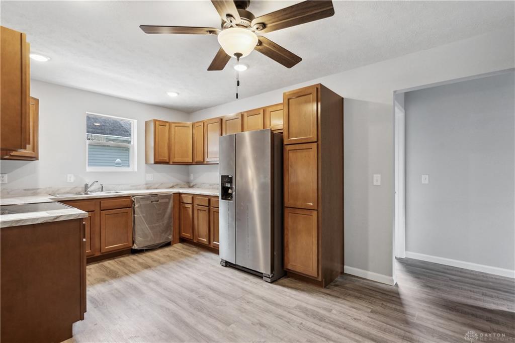 2025 Culver Avenue Property Photo 8