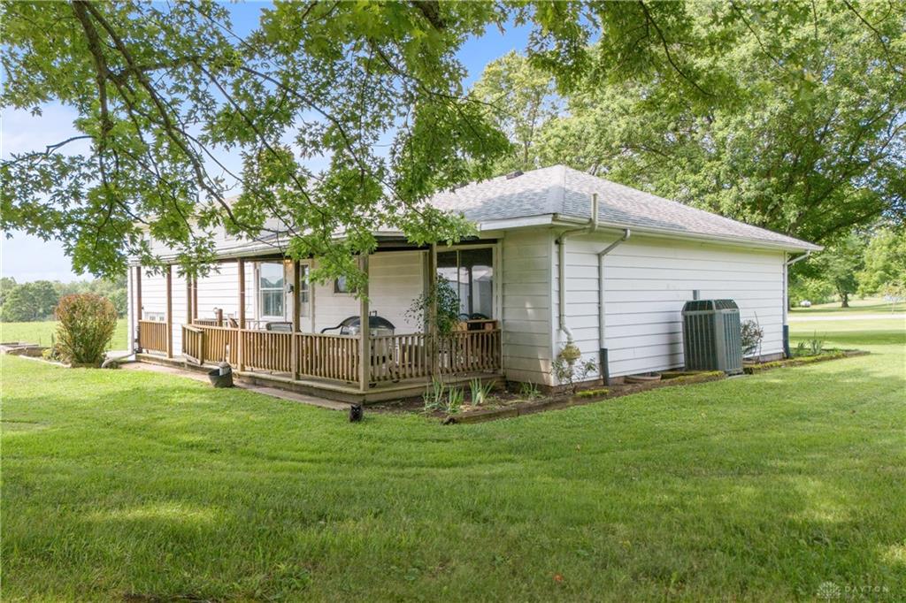 1572 Sr 380 Property Photo 4