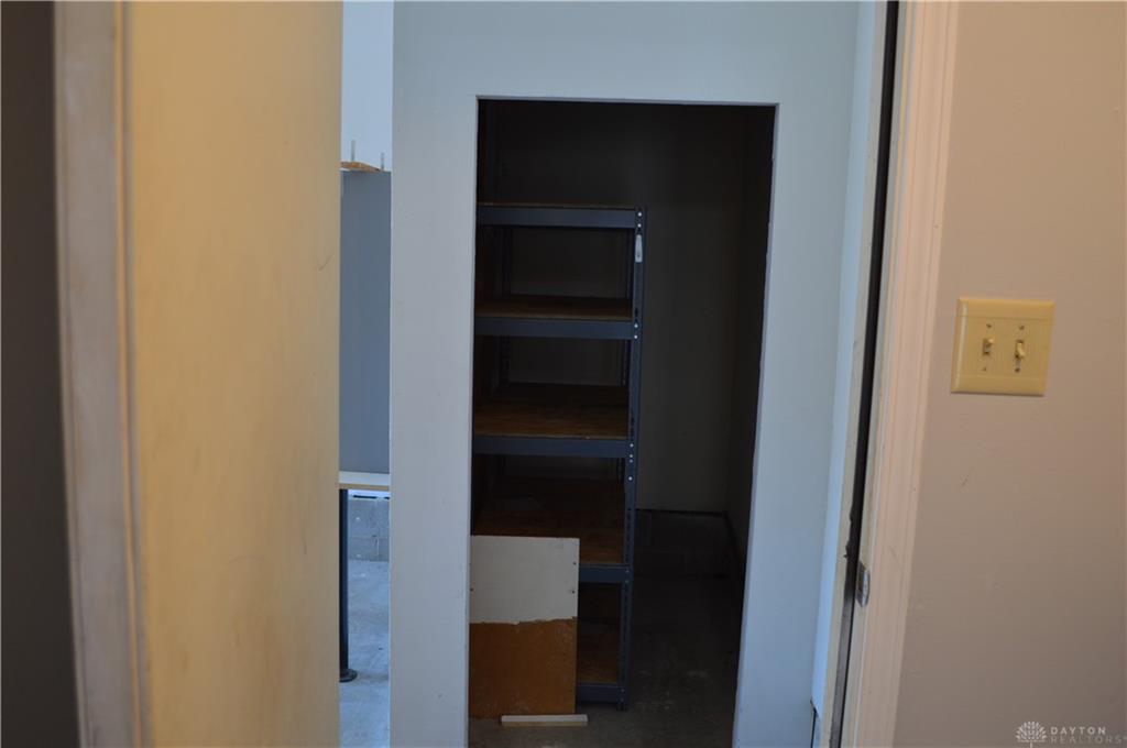 1221 Robbins Run Court Property Photo 19