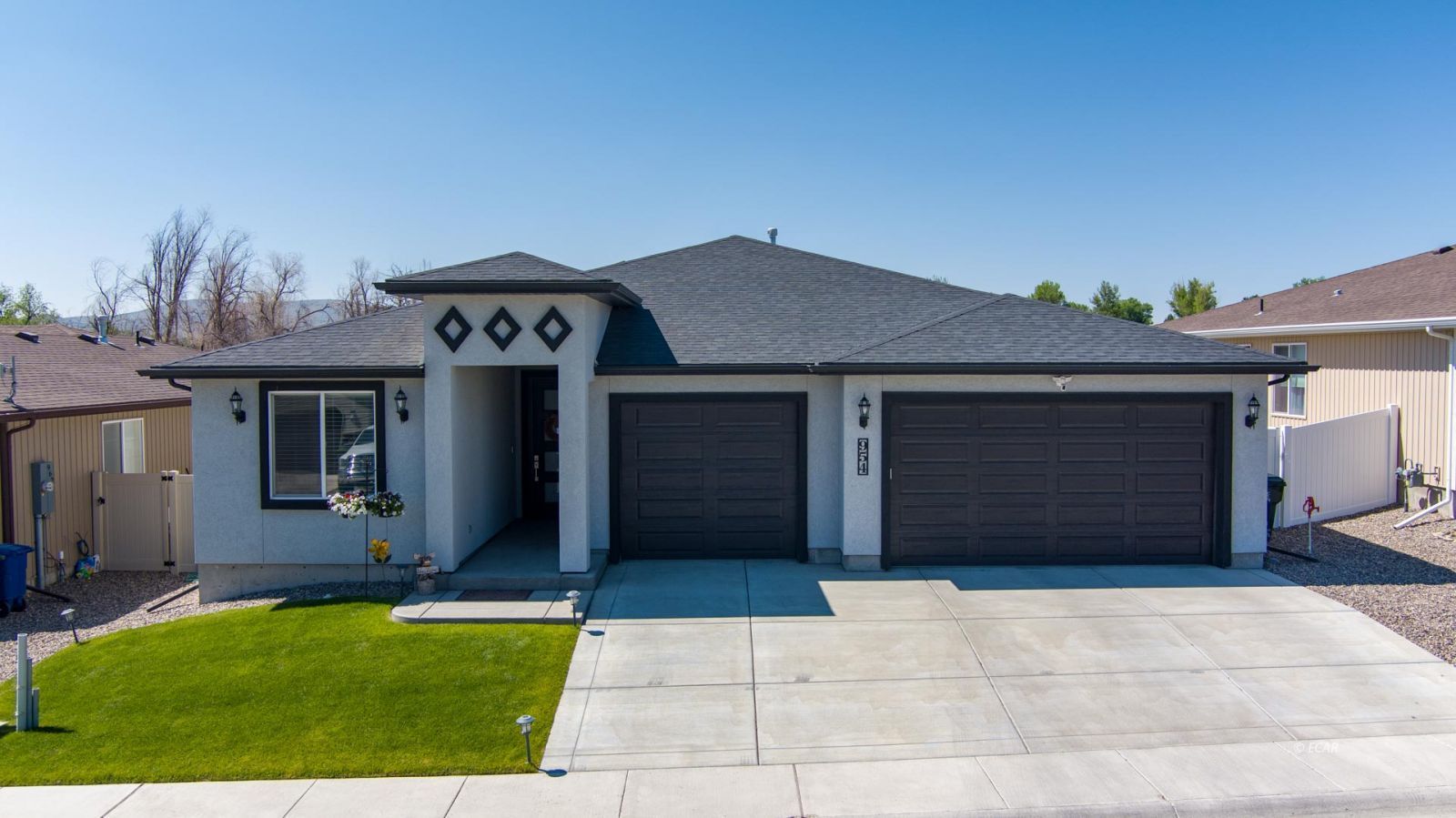 954 Benti Way Property Photo 1