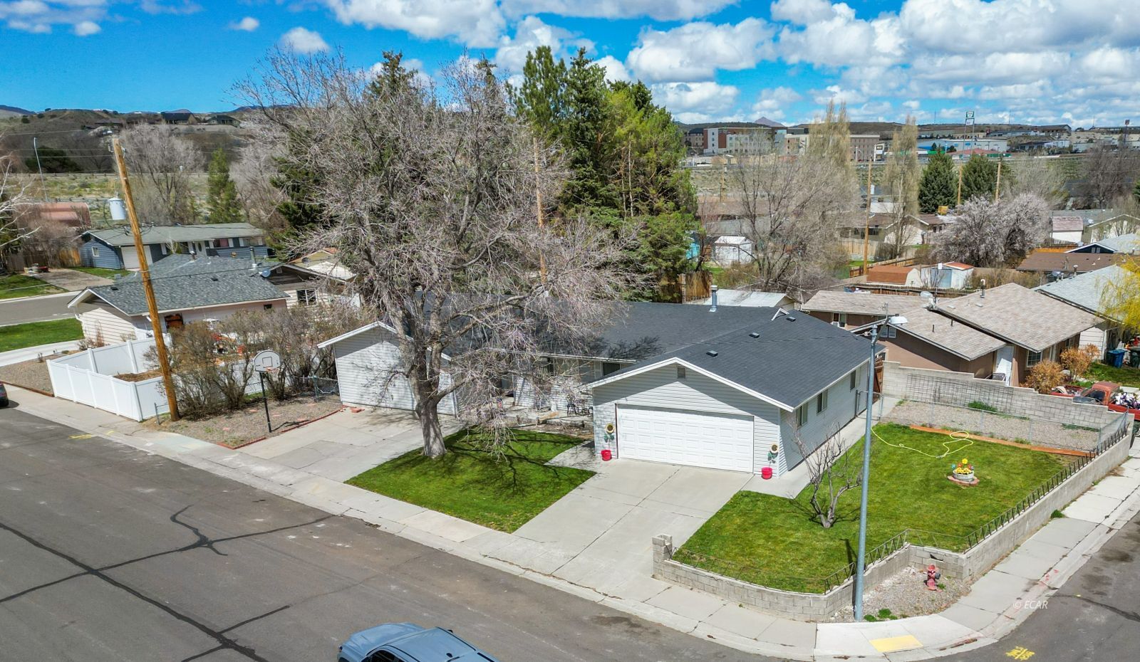 804 Ryan Way Property Photo 1