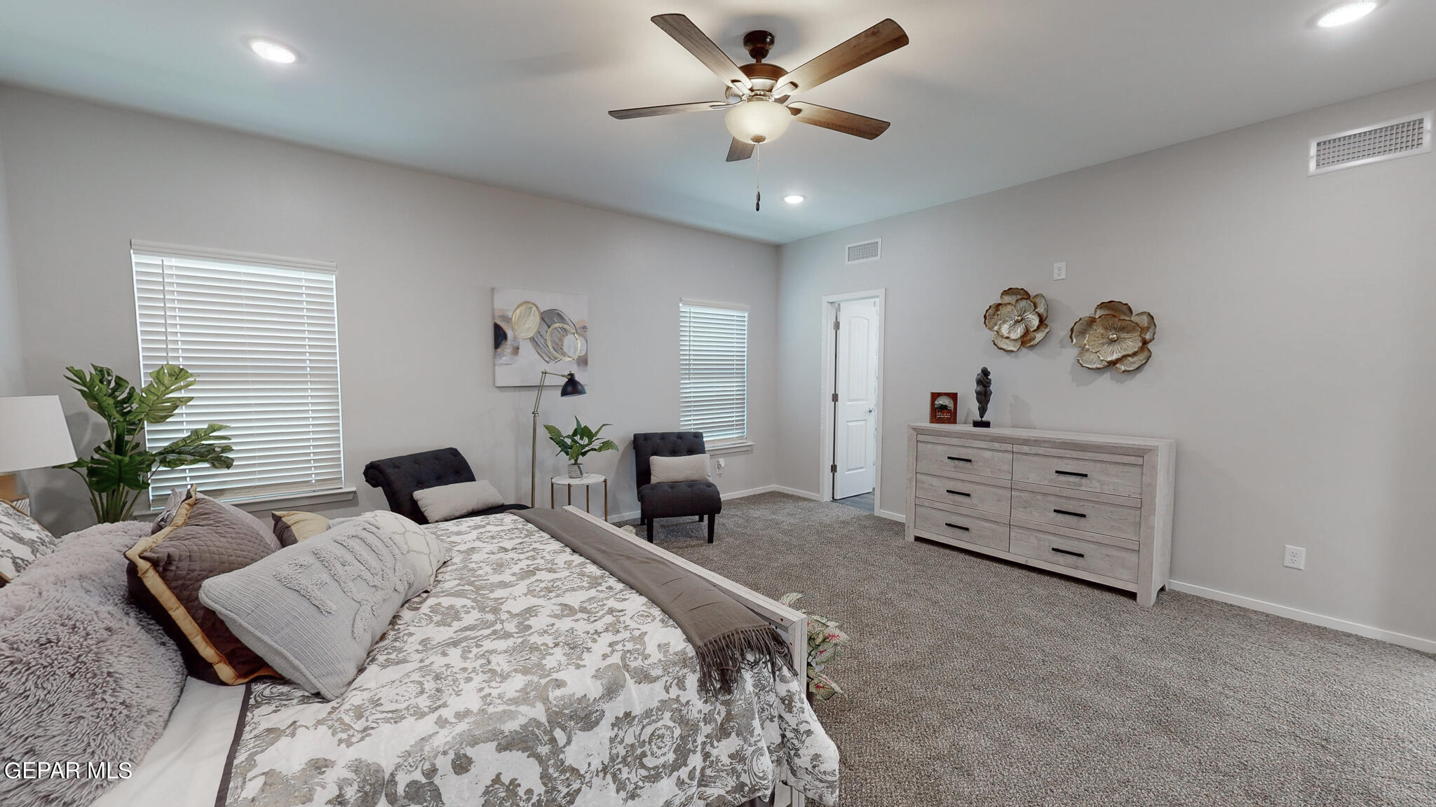 269 Adamtowne Drive Property Photo 16