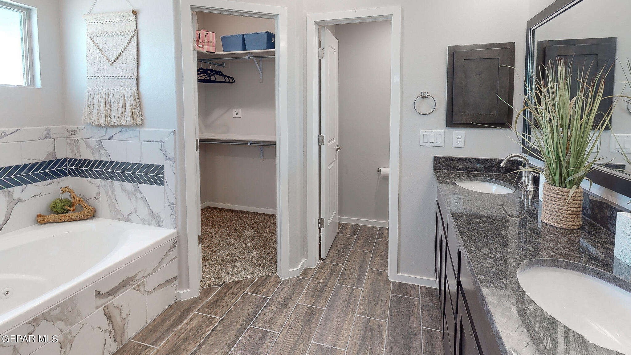269 Adamtowne Drive Property Photo 18