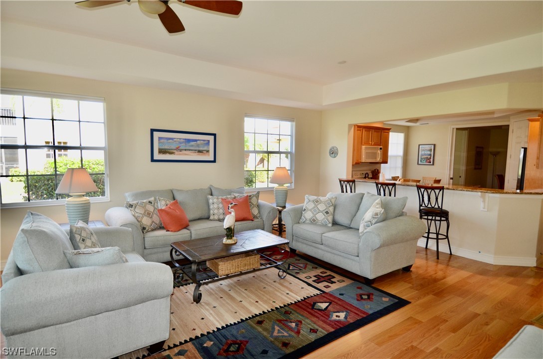 10121 Bellavista Cir 702 Property Photo 6