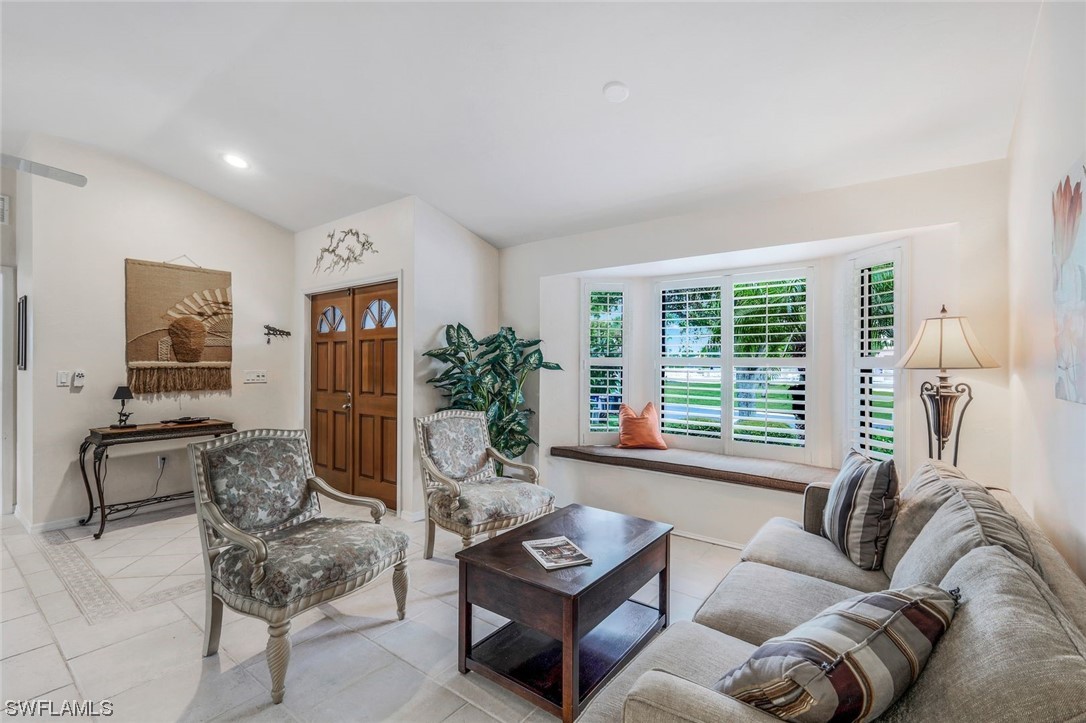 9822 Red Reef Ct Property Photo 4