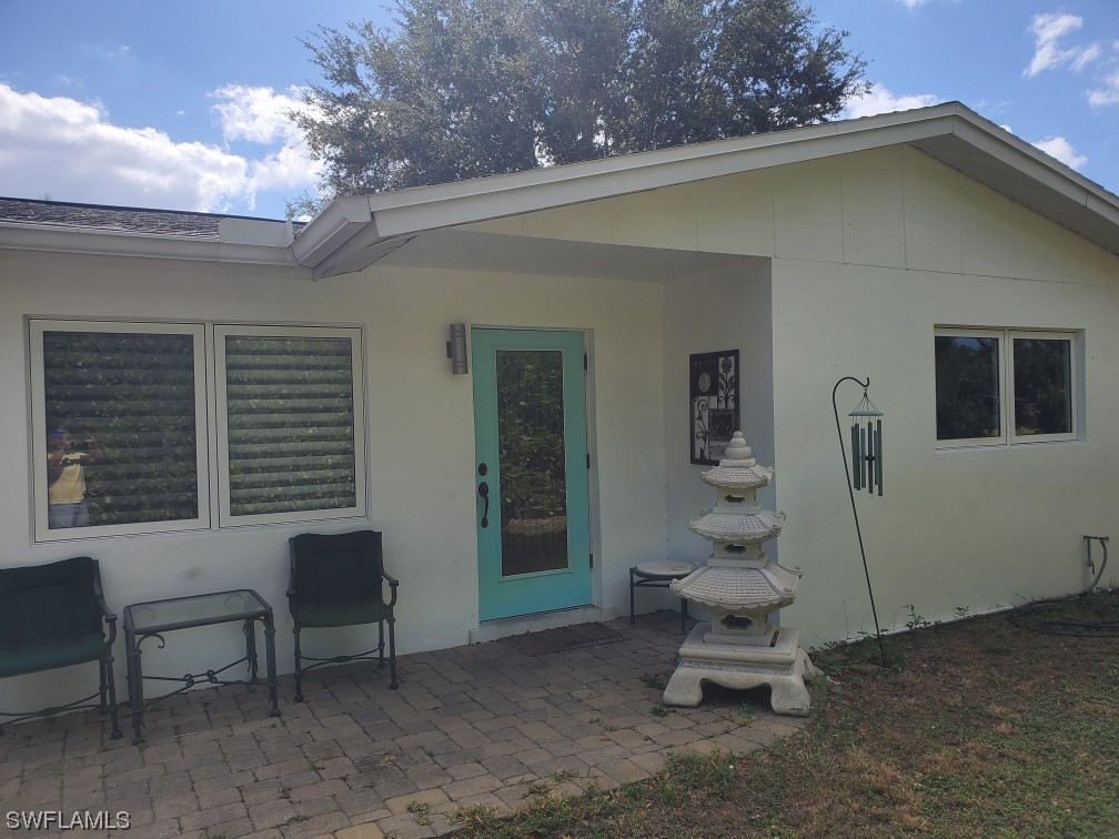 1180 Diana Ave Property Photo 2