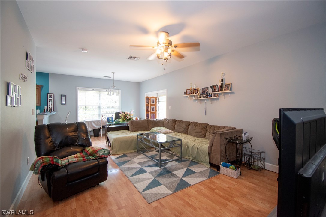 1227 Mangrove Ln Property Photo 22