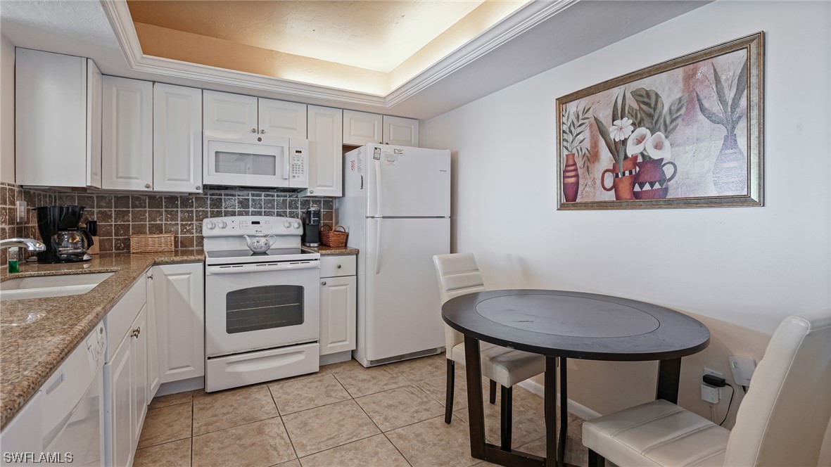 6672 Estero Blvd A409 Property Photo 8